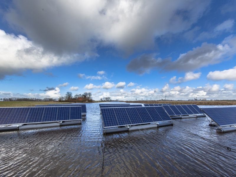 Floating solar units